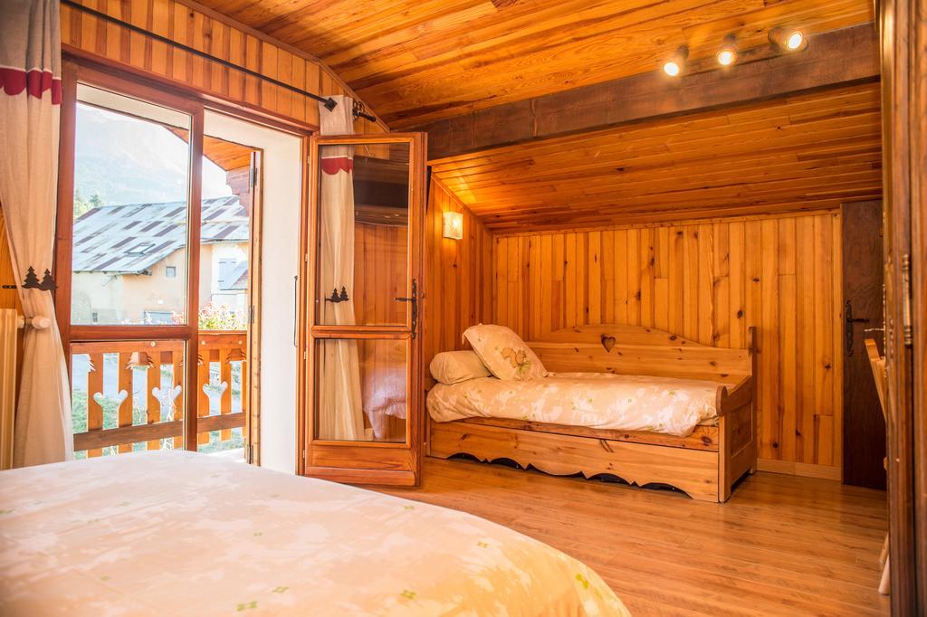 B&B Chalet La Providence Le Sauze Camera foto
